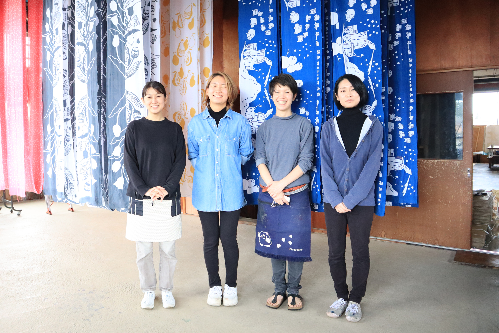 豊かな水が生む美しさ。　藤岡染工場の女性職人さんに聞いた　染物の魅力とこれから。
